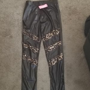 Nwt ladies sexy Park leggings